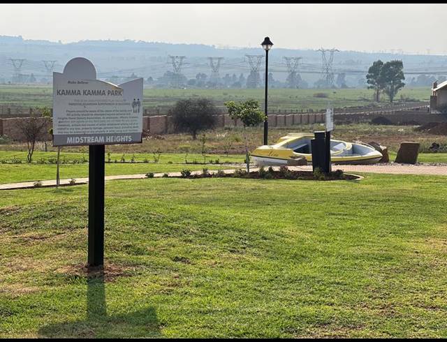 4 BEDROOM HOUSE FOR SALE IN MIDSTREAM HEIGHTS